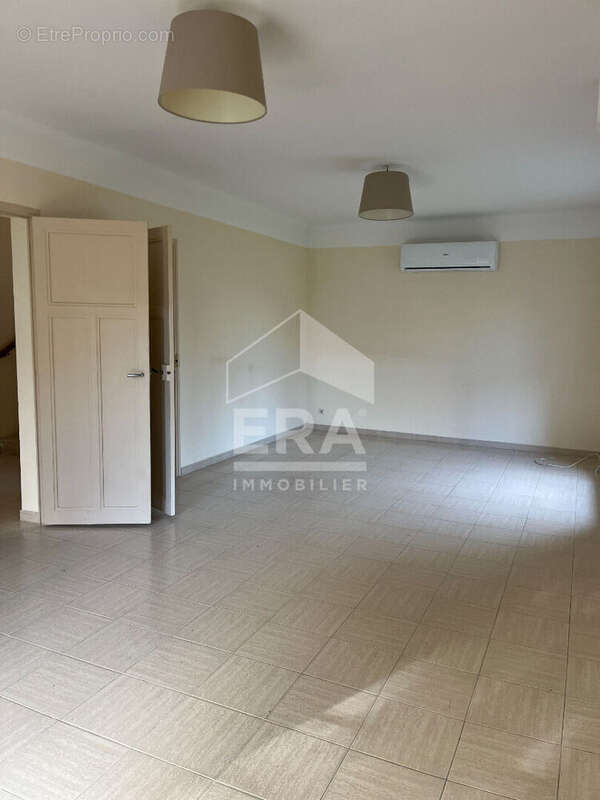 Maison à BARBENTANE