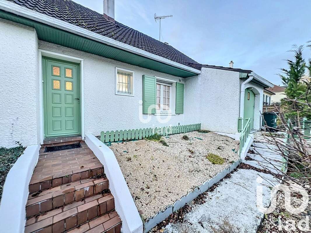 Photo 2 - Maison à BOURGES