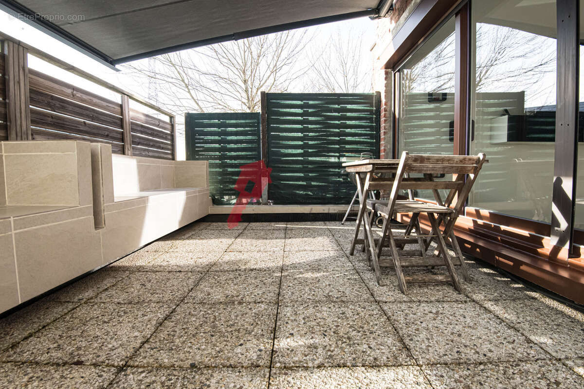 Maison à COURCOURONNES