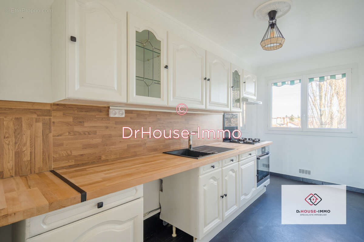 Appartement à NOGENT-SUR-MARNE