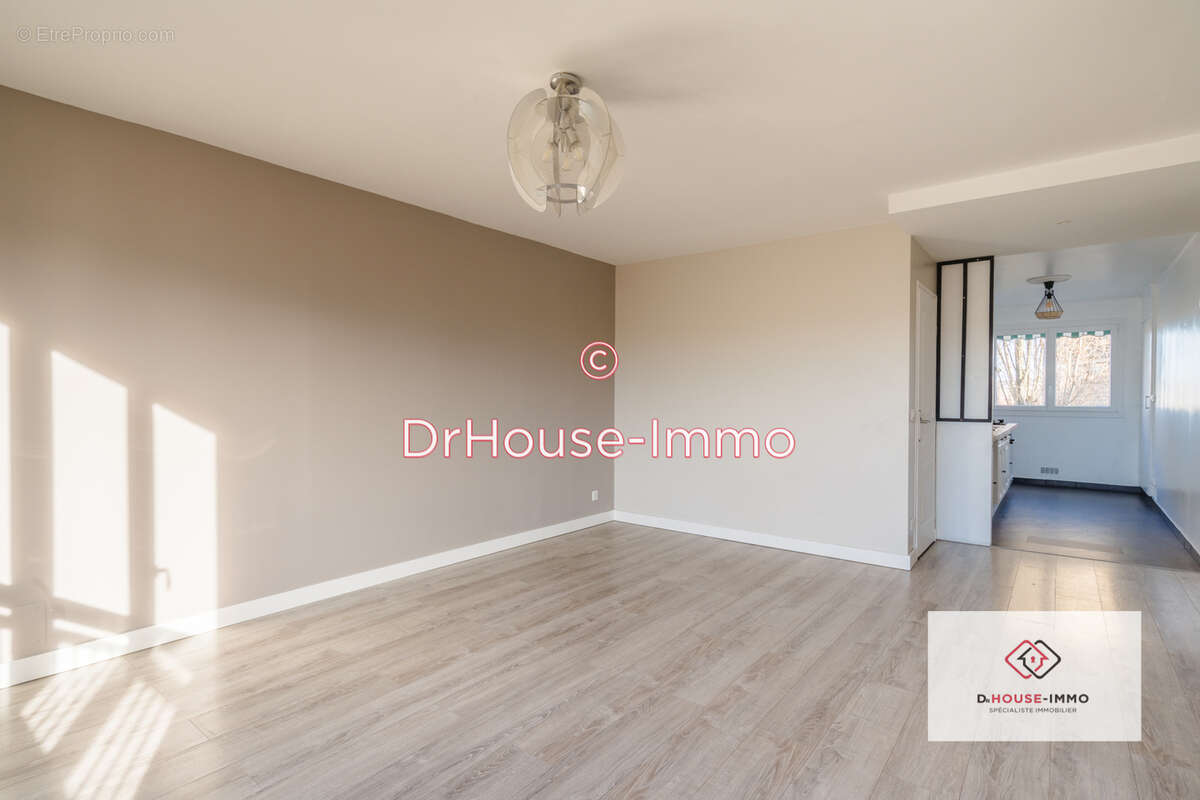 Appartement à NOGENT-SUR-MARNE