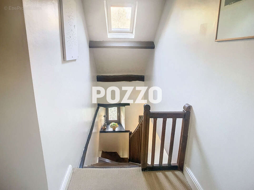 Maison à PERRIERS-EN-BEAUFICEL