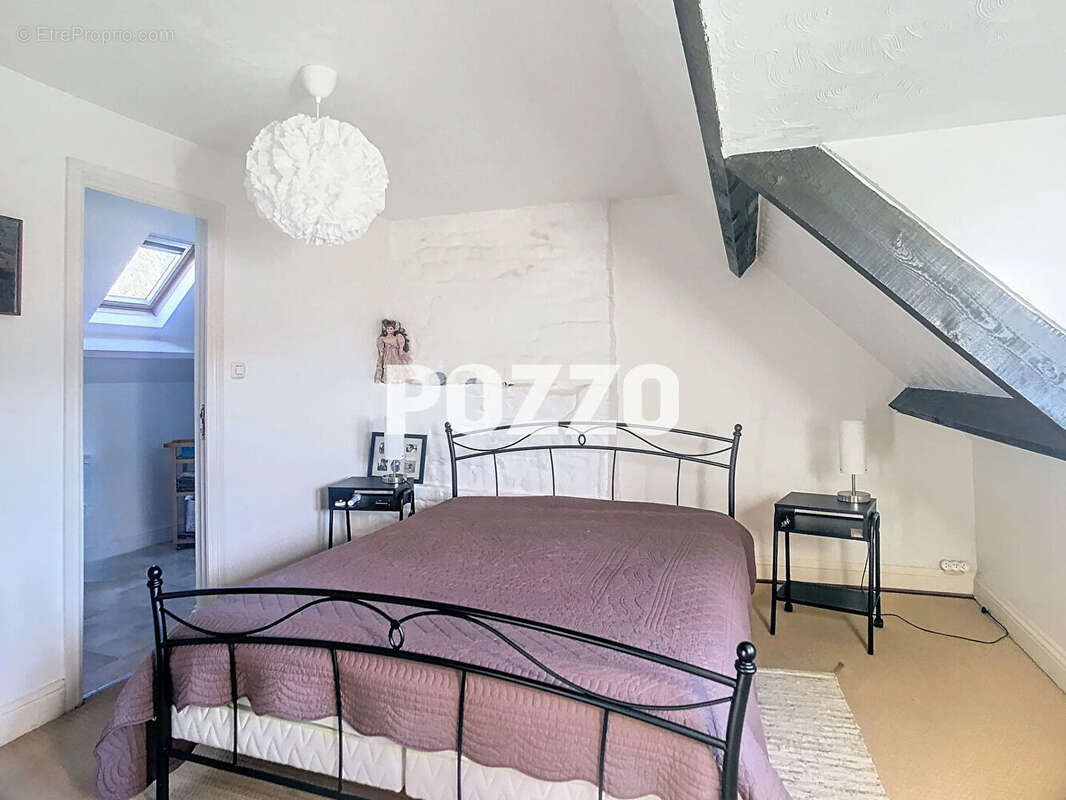 Maison à PERRIERS-EN-BEAUFICEL