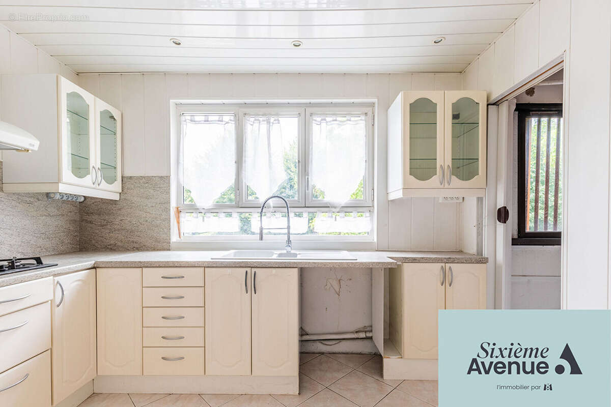 Appartement à CHILLY-MAZARIN