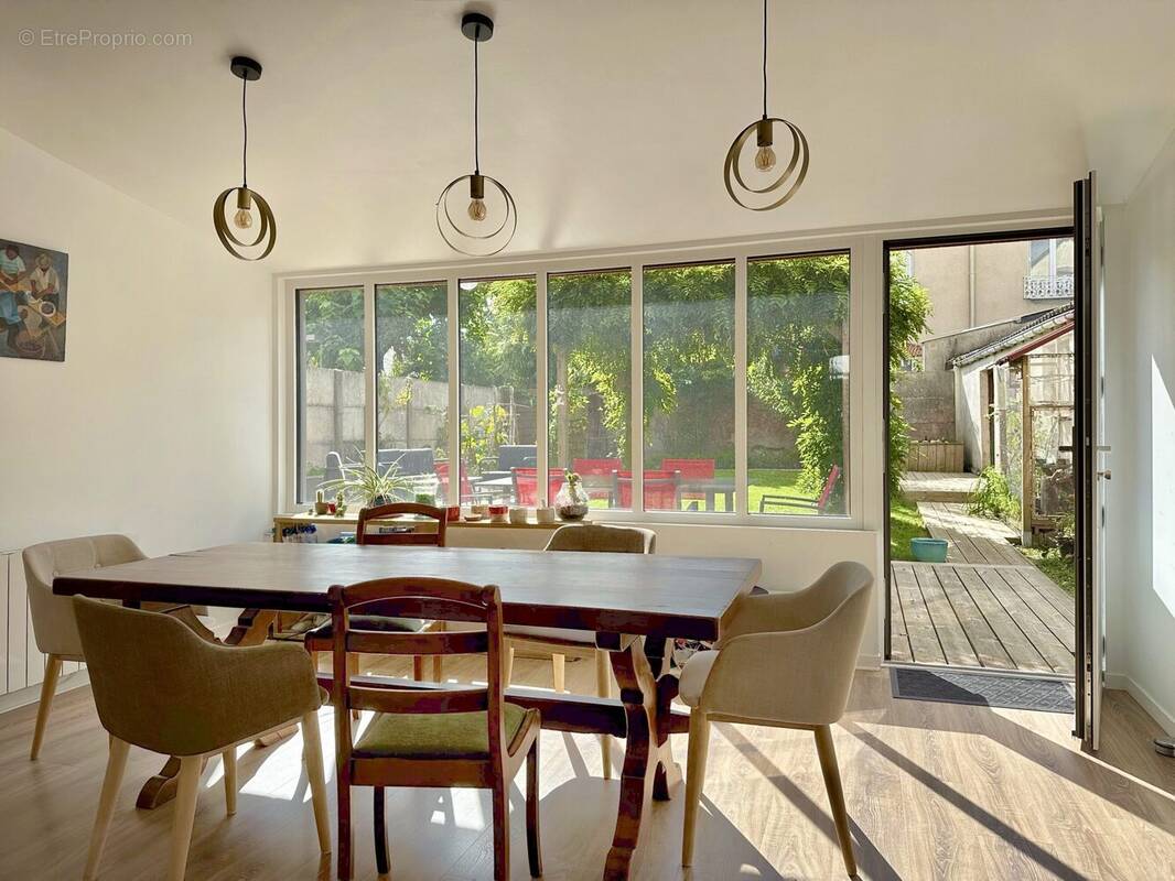 Maison à BAIN-DE-BRETAGNE