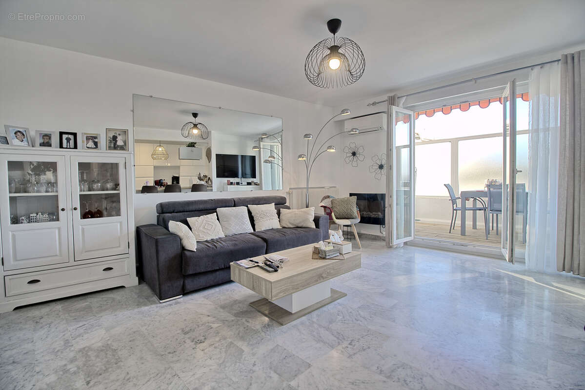Appartement à CAGNES-SUR-MER