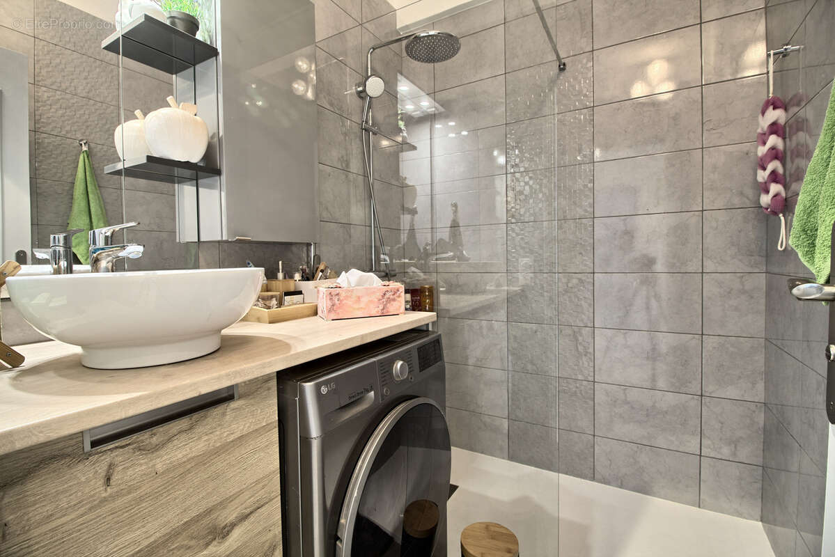 Appartement à CAGNES-SUR-MER