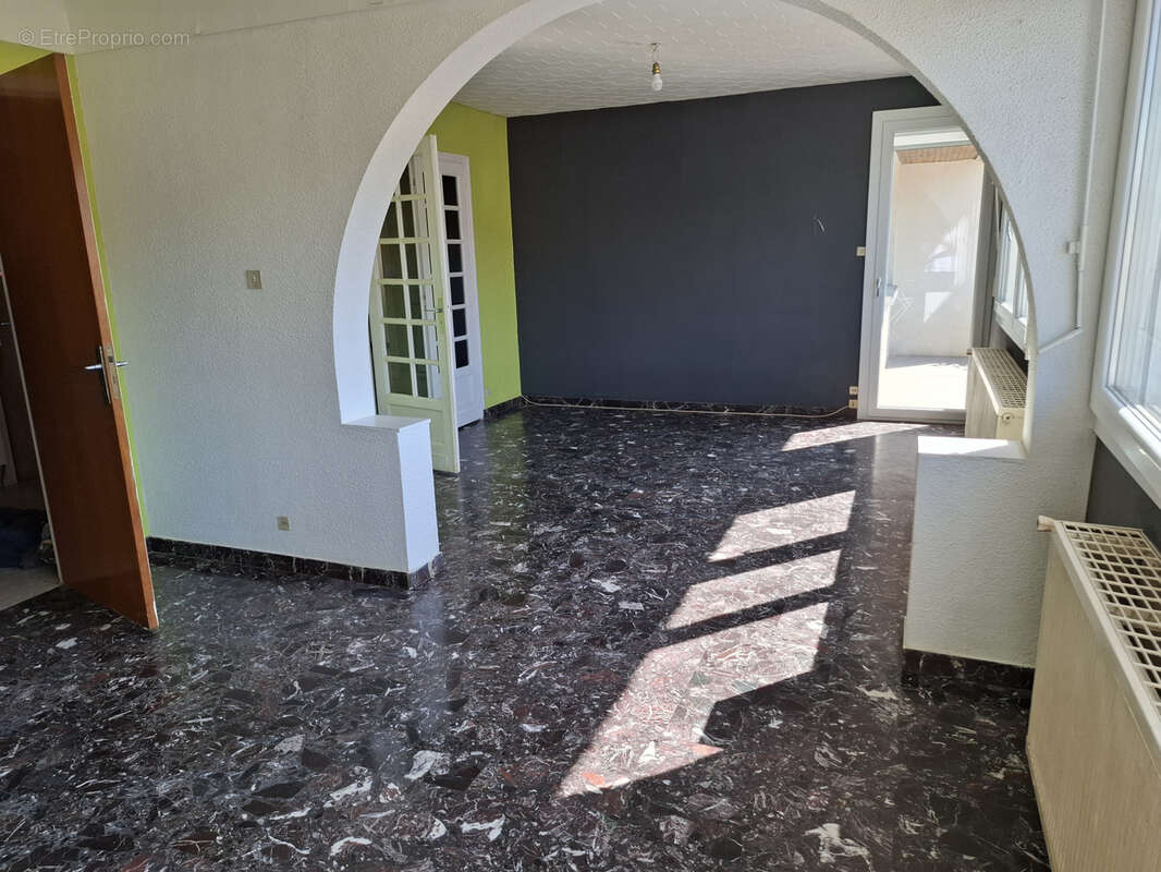 Appartement à POMPEY