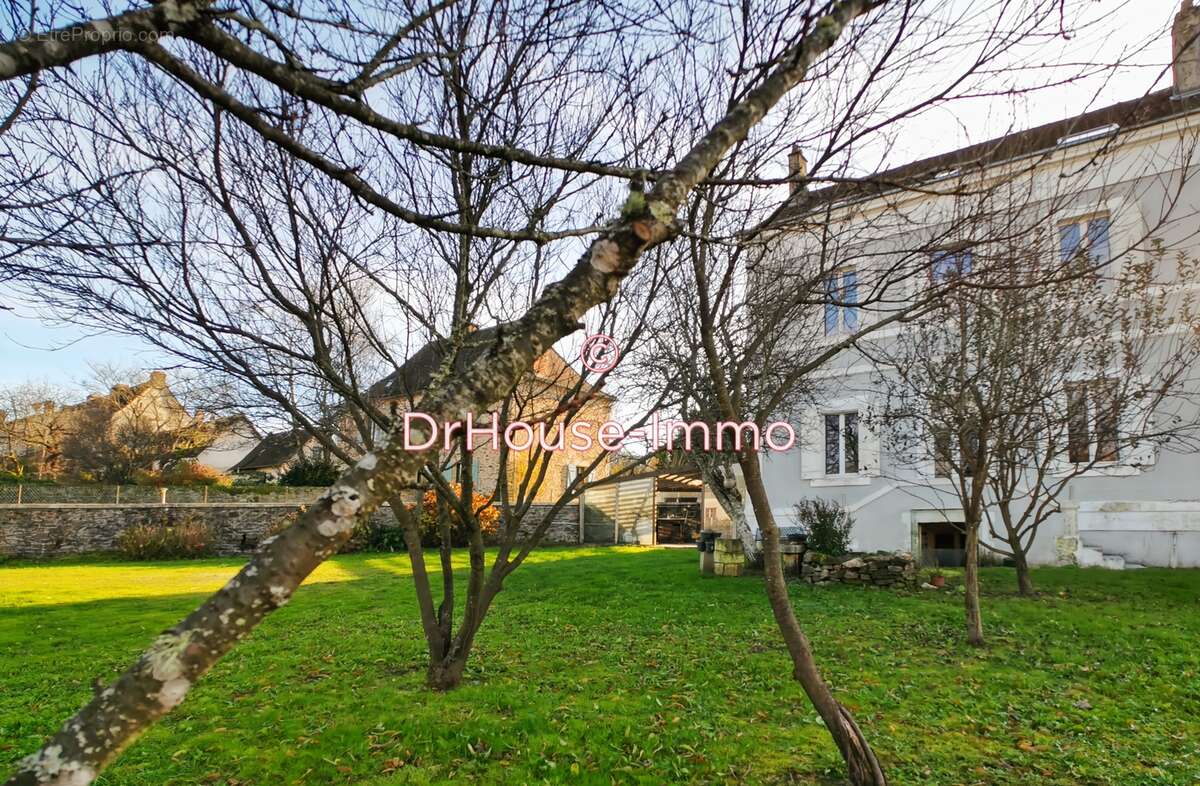 Appartement à JUMILHAC-LE-GRAND