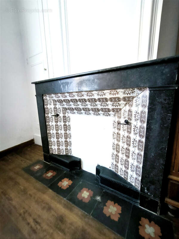 Maison à SAINT-QUENTIN-LA-POTERIE