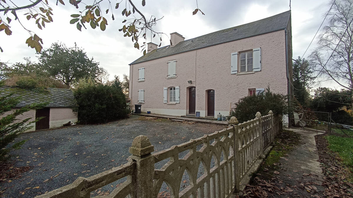 Maison à CERISY-LA-FORET
