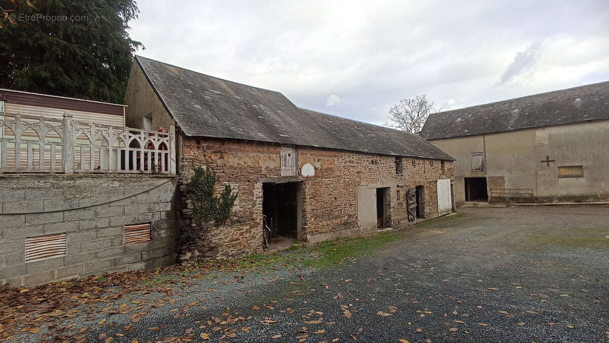 Maison à CERISY-LA-FORET