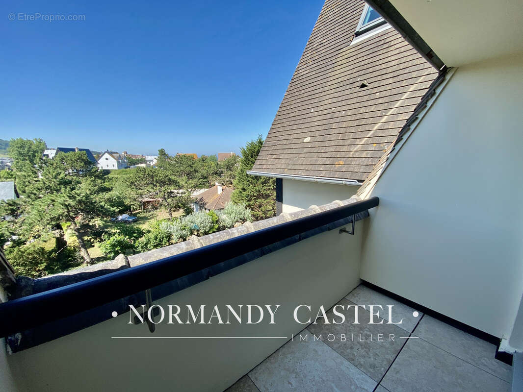 Appartement à TOURGEVILLE