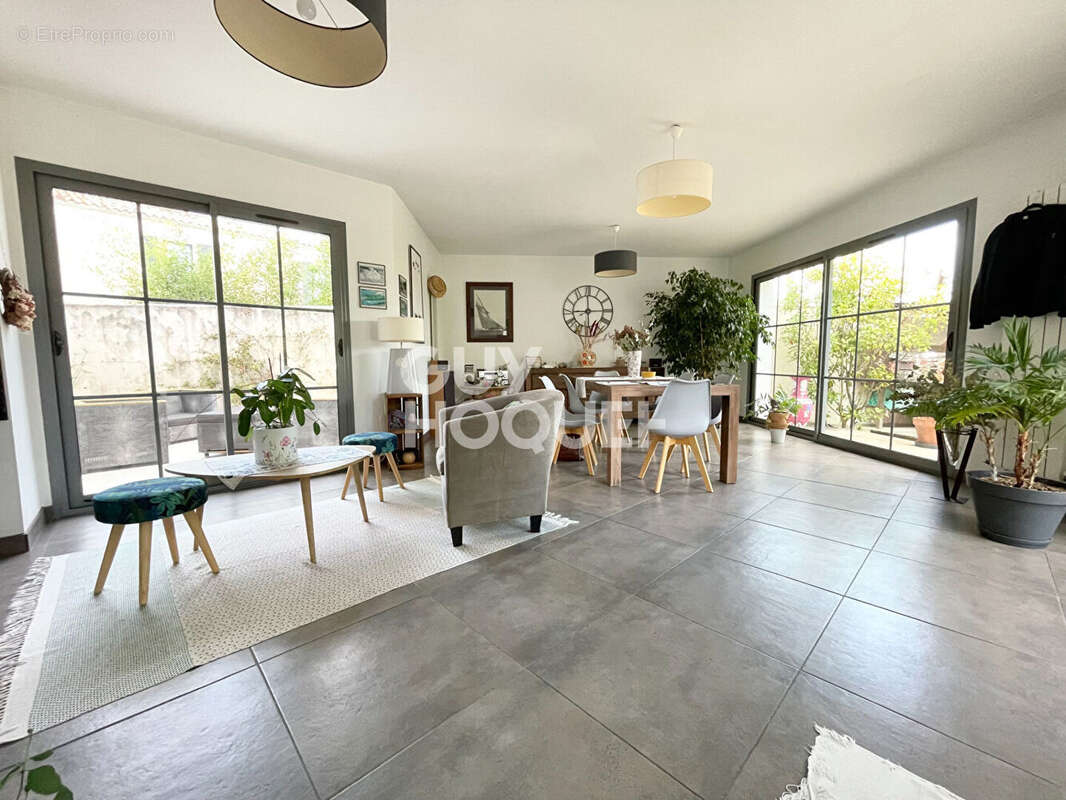 Maison à SAINT-SAUVEUR-D&#039;AUNIS