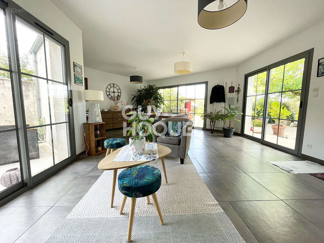 Maison à SAINT-SAUVEUR-D&#039;AUNIS