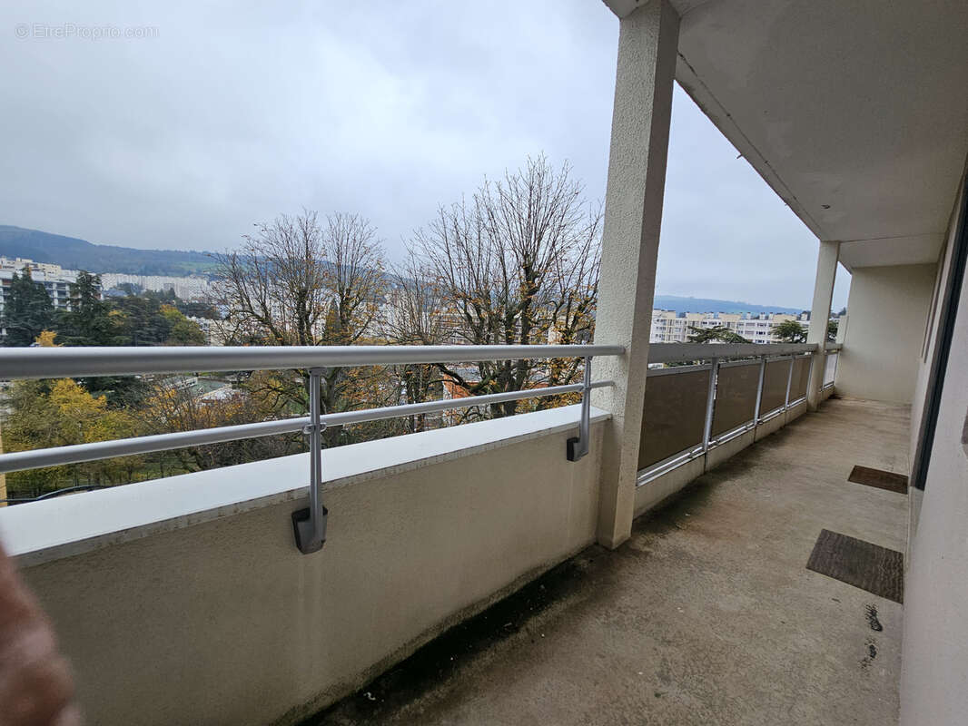 Appartement à SAINT-ETIENNE