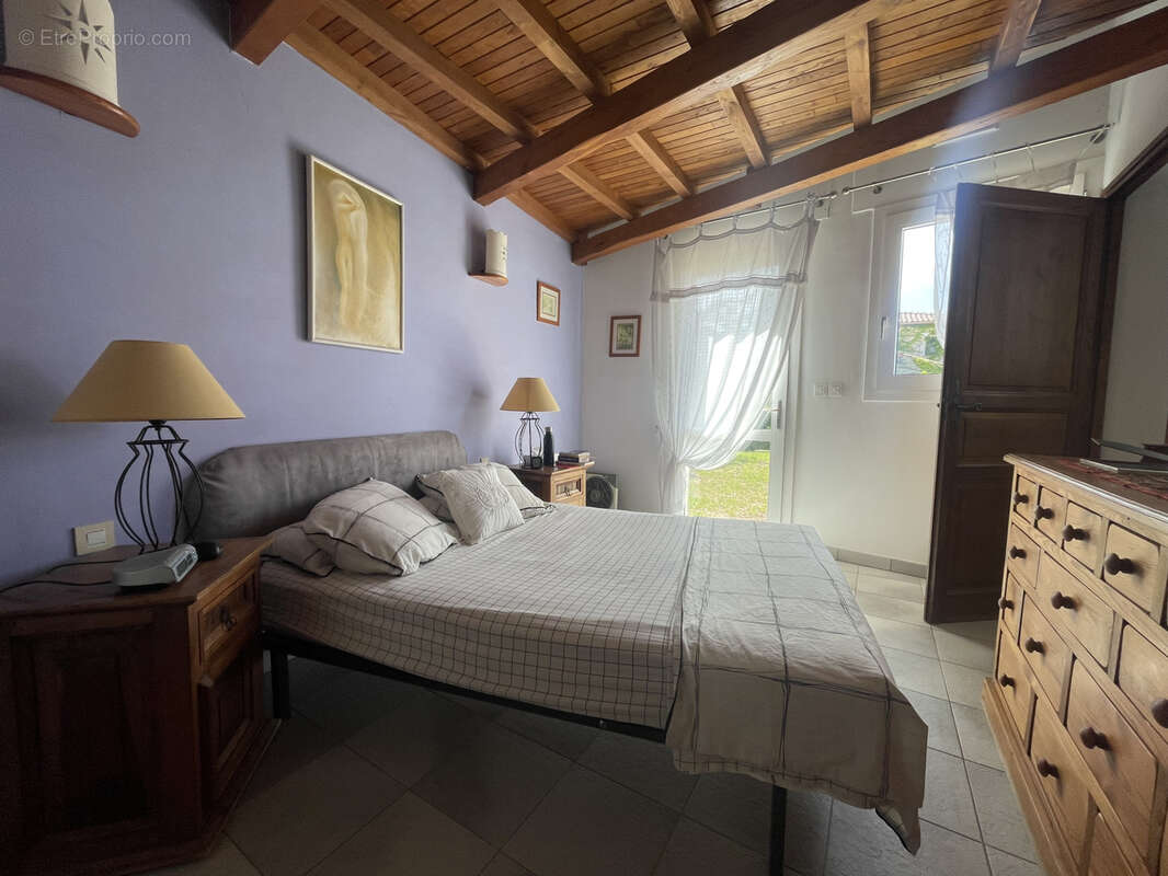 Maison à SAINT-BAUZILLE-DE-LA-SYLVE