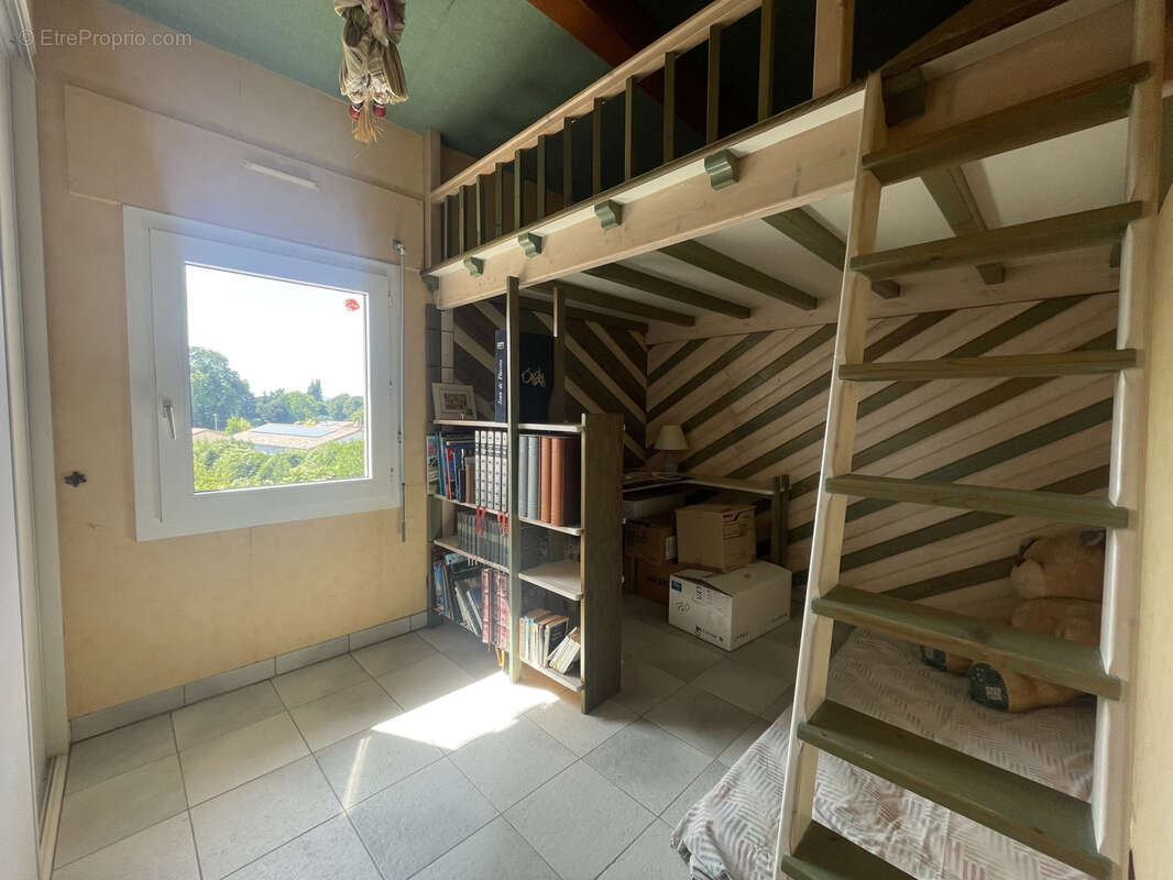 Maison à SAINT-BAUZILLE-DE-LA-SYLVE