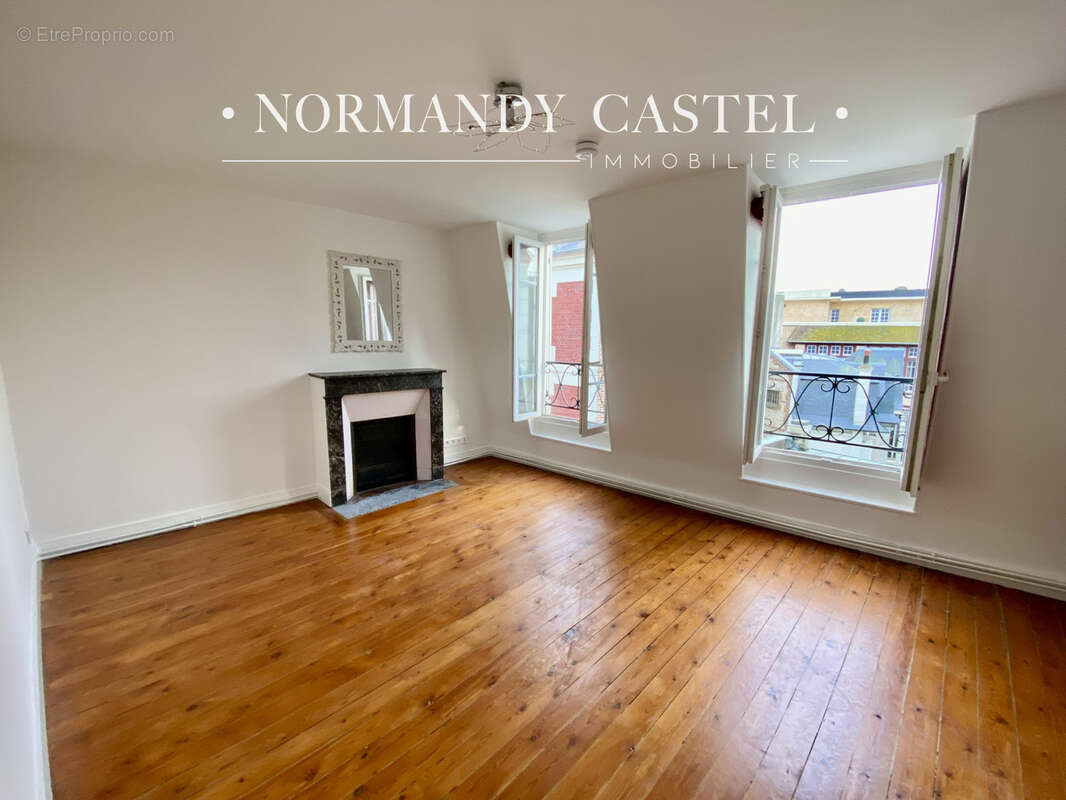 Appartement à TROUVILLE-SUR-MER