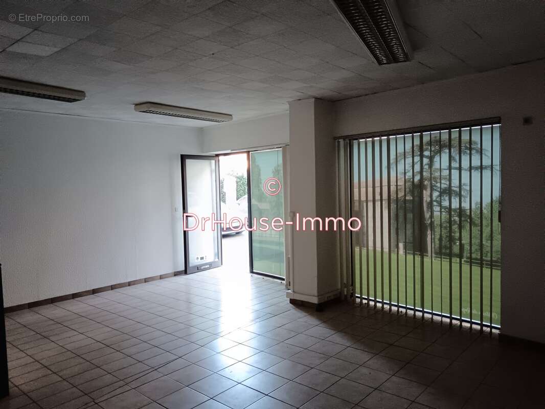 Commerce à VILLENEUVE-SUR-LOT