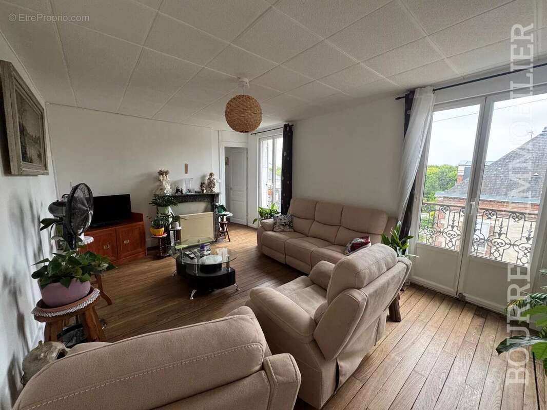 Appartement à JOIGNY
