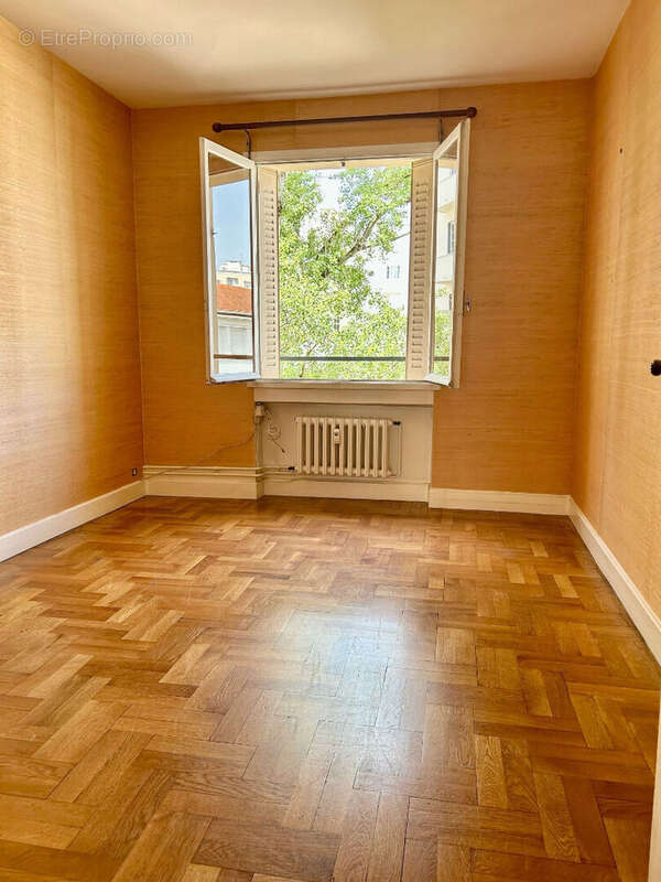 Appartement à LYON-6E