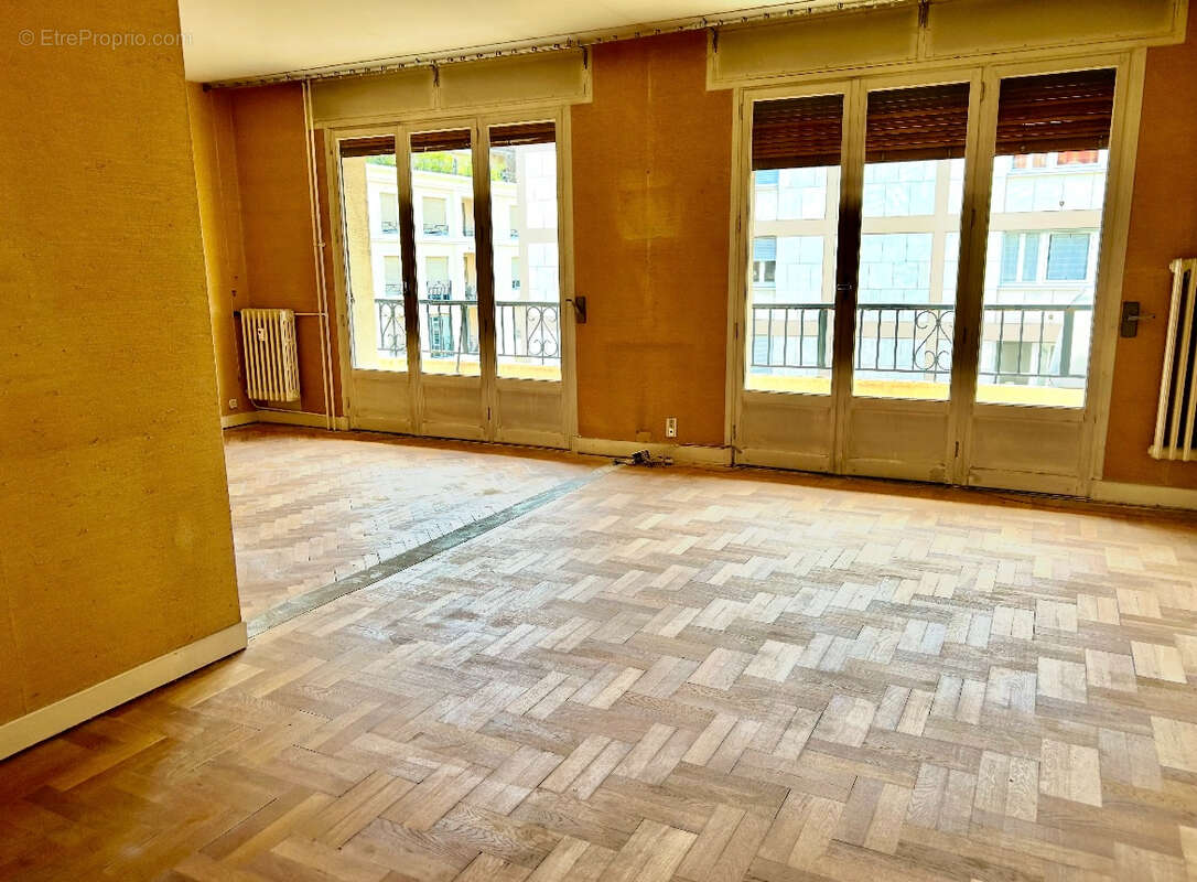 Appartement à LYON-6E