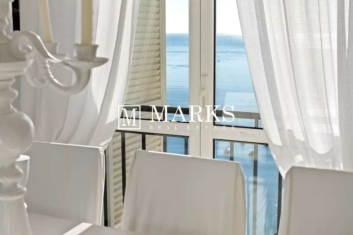 Appartement à VILLEFRANCHE-SUR-MER