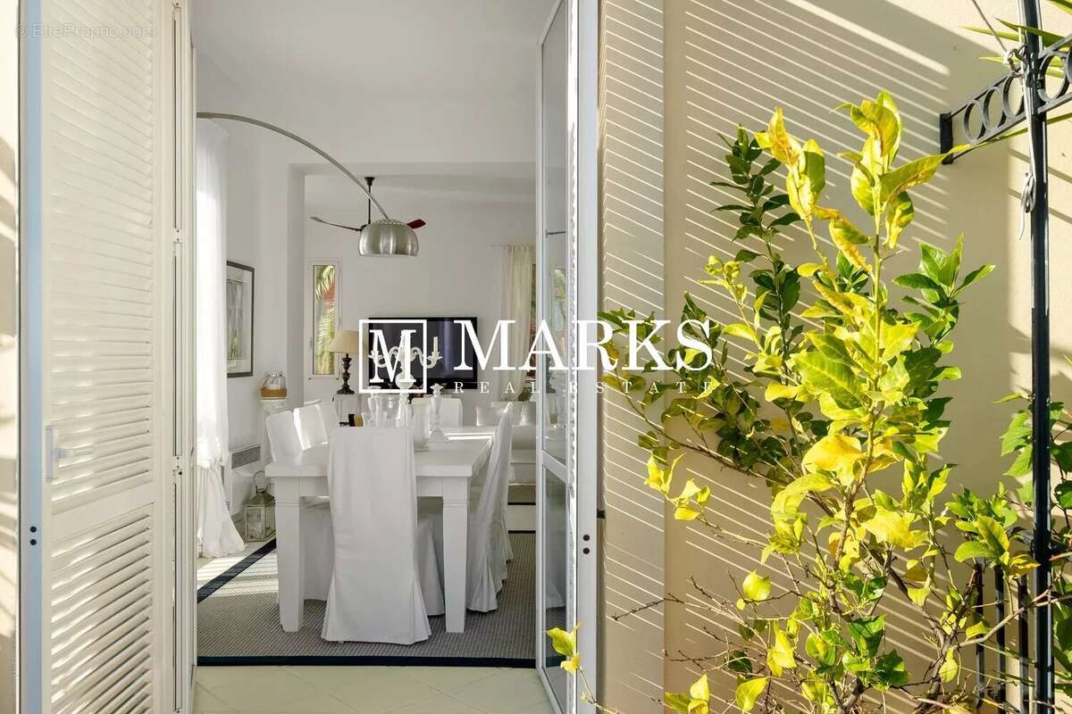 Appartement à VILLEFRANCHE-SUR-MER