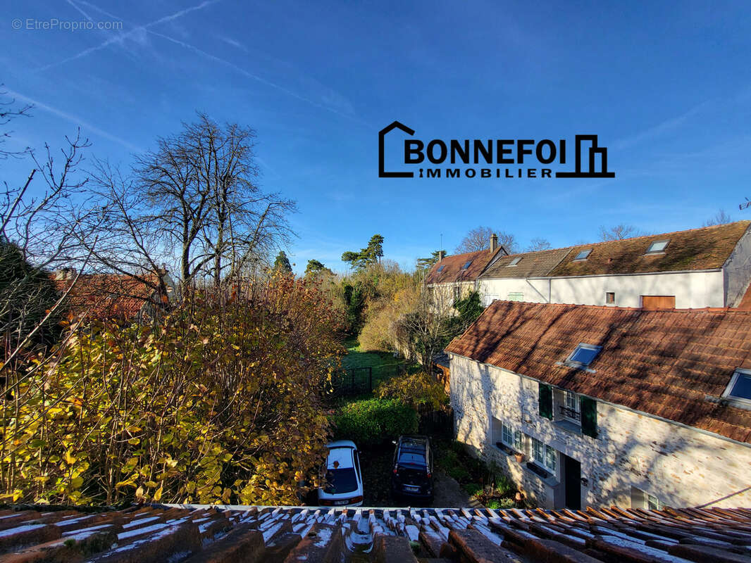 Appartement à LA QUEUE-EN-BRIE