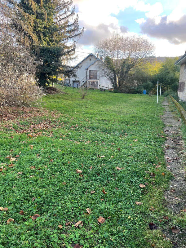Terrain à VAIRE-LE-PETIT