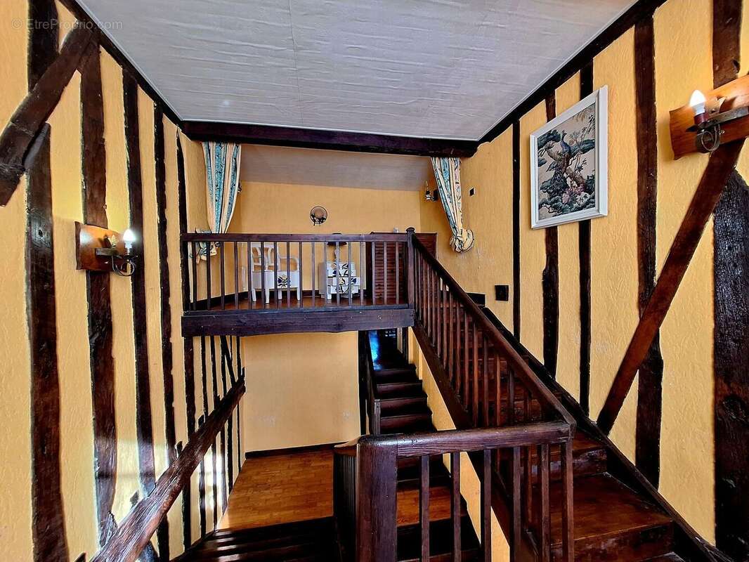 m palier a - Maison à BARCUGNAN