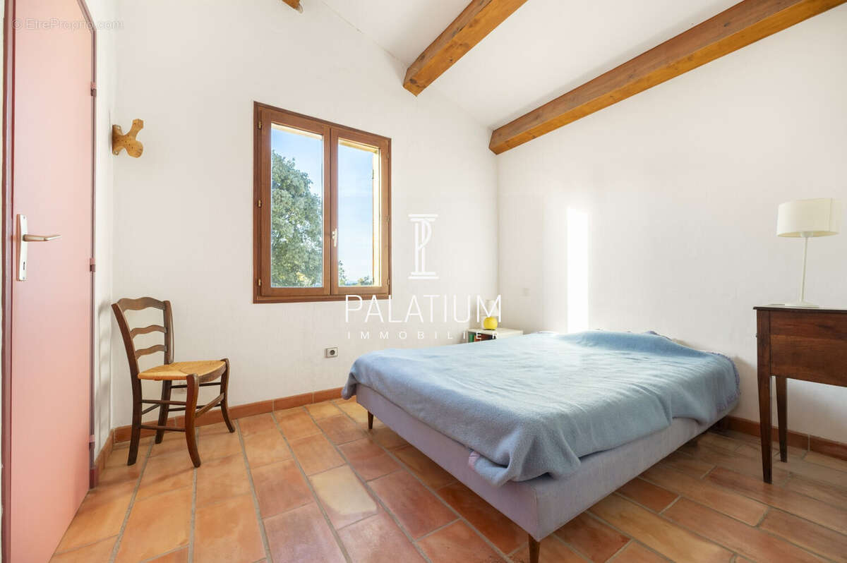 Maison à ESPARRON-DE-VERDON