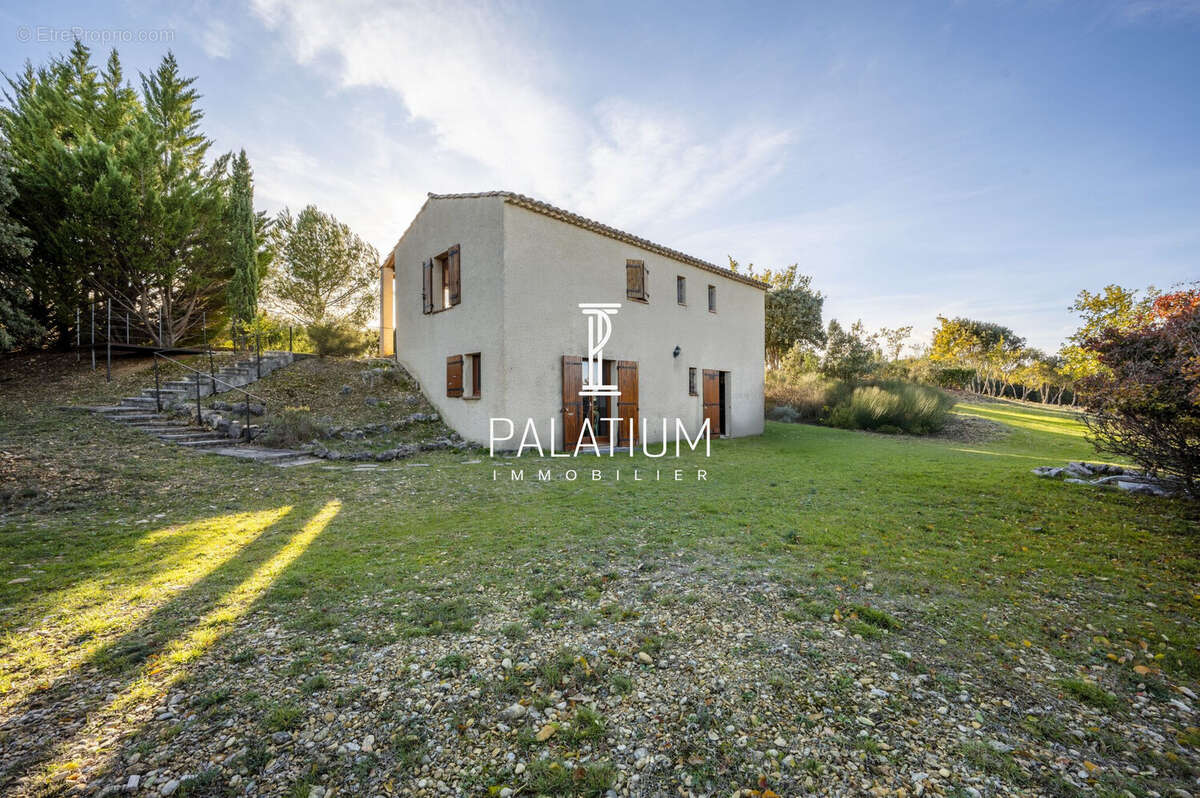 Maison à ESPARRON-DE-VERDON