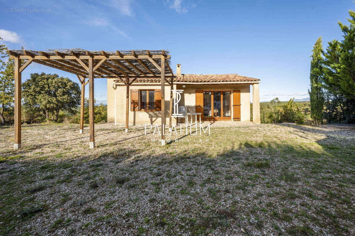 Maison à ESPARRON-DE-VERDON