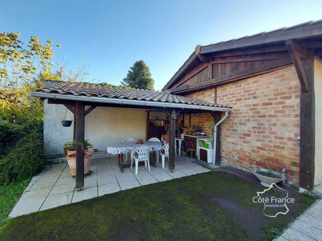 Maison à VILLENAVE-D'ORNON