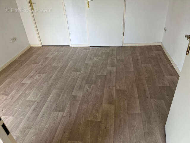 Appartement à DAMMARIE-LES-LYS