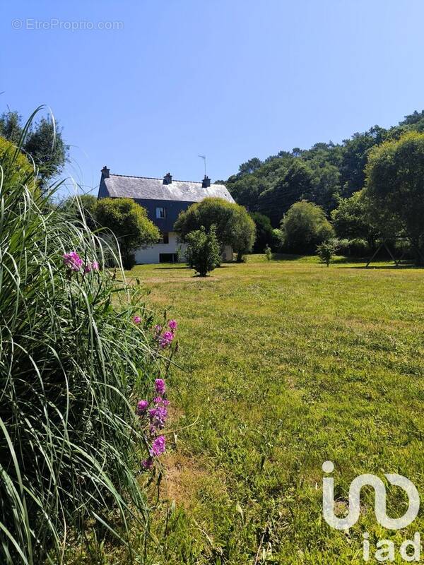 Photo 1 - Maison à SAINT-AVE