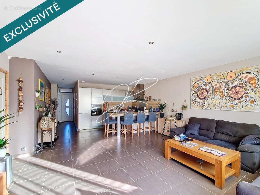 Photo 2 - Maison à SAUVIAN