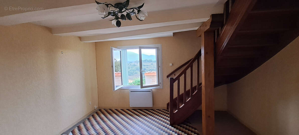 Maison à USCLAS-DU-BOSC