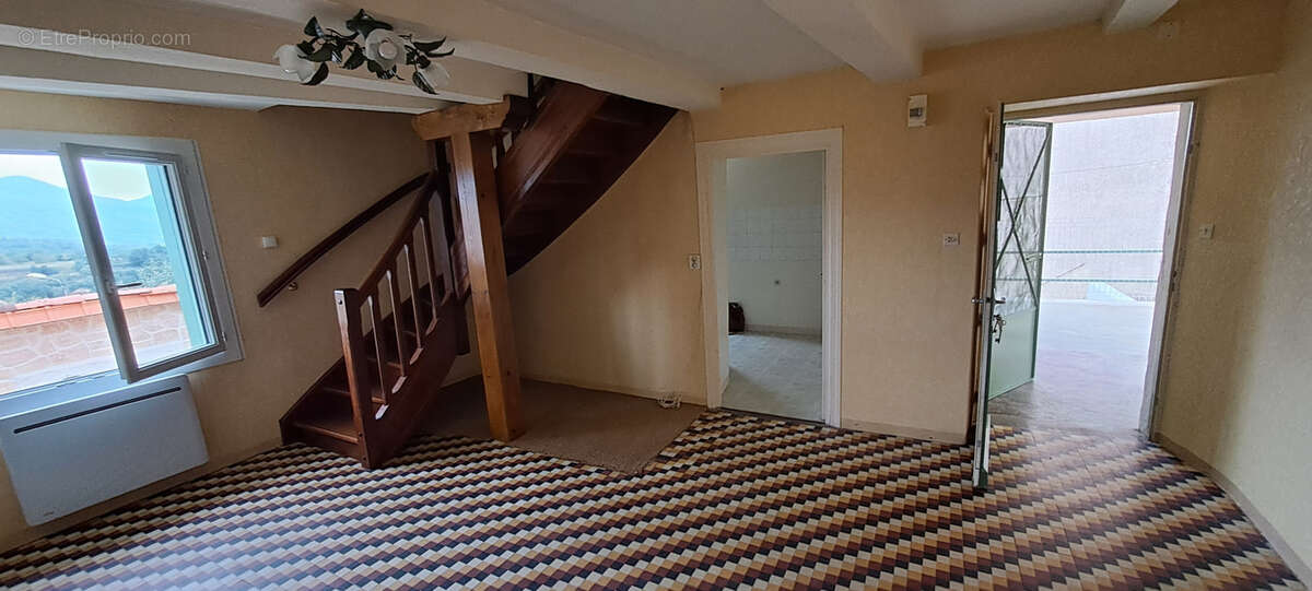 Maison à USCLAS-DU-BOSC