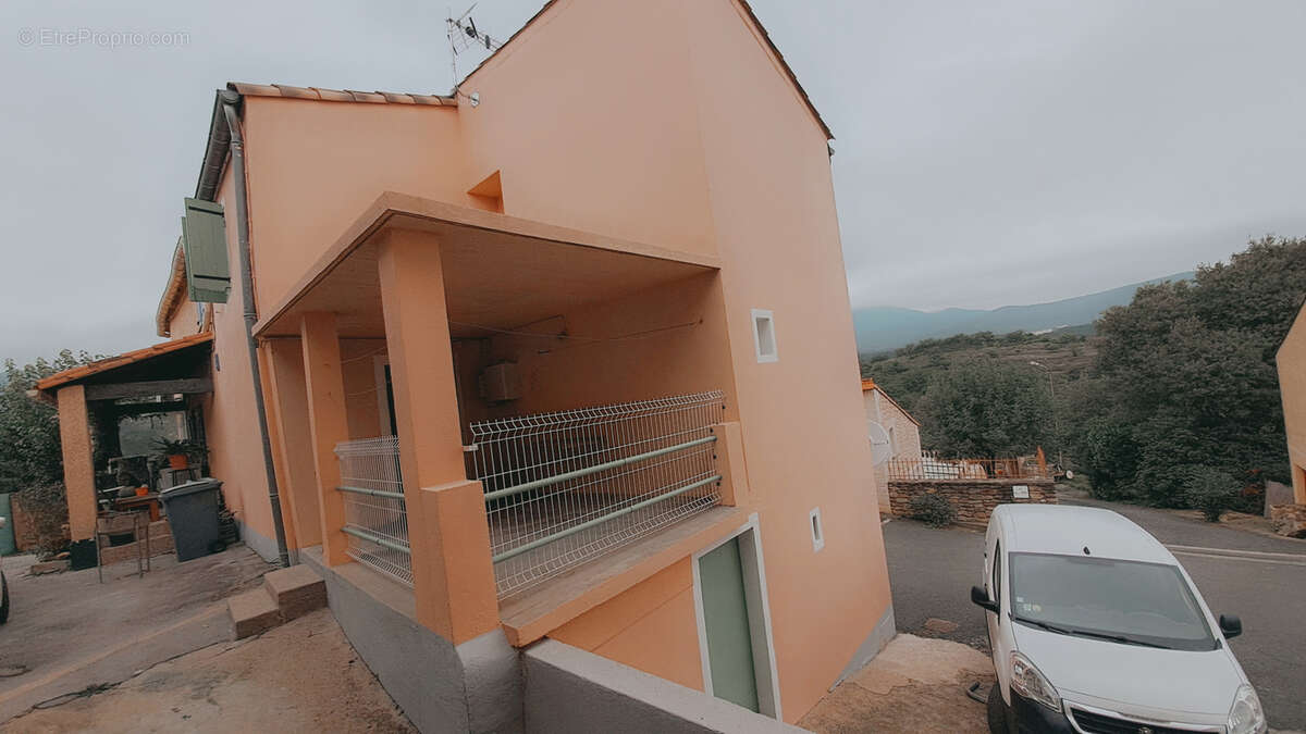 Maison à USCLAS-DU-BOSC