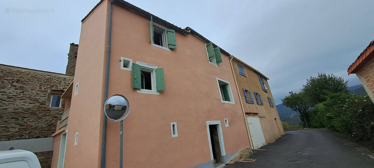 Maison à USCLAS-DU-BOSC