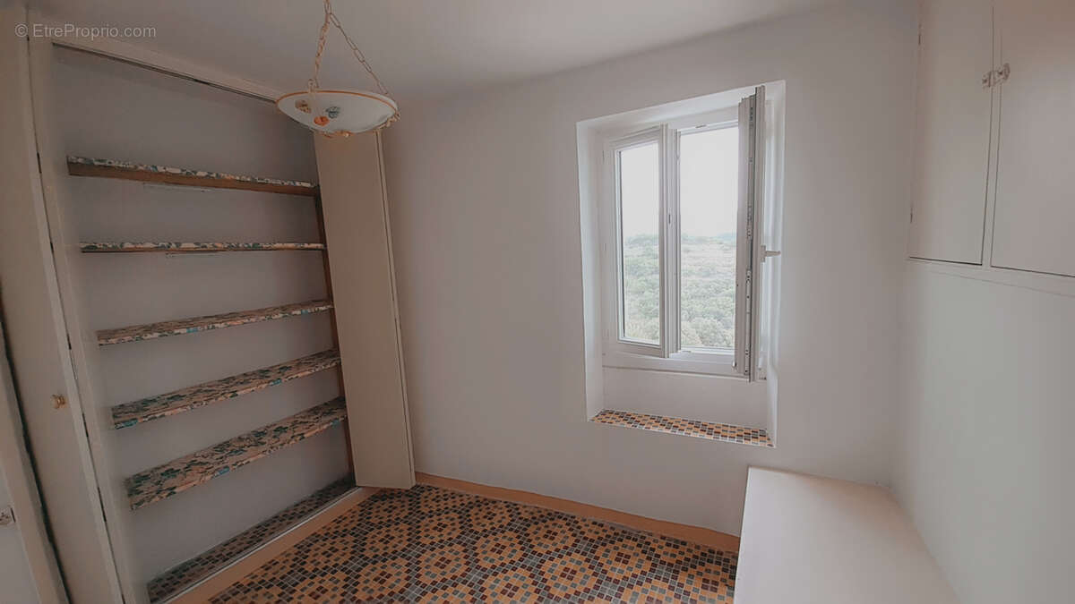 Maison à USCLAS-DU-BOSC