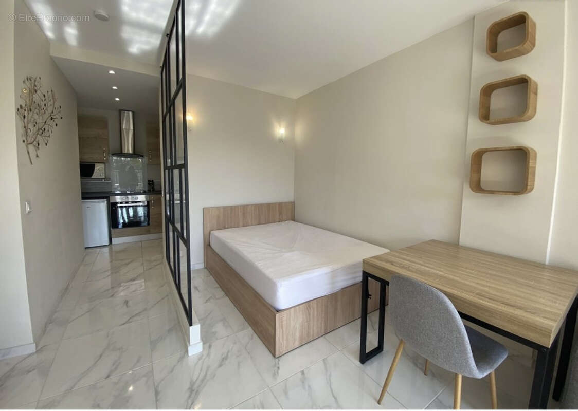 Appartement à LE CANNET