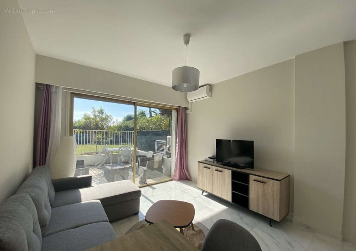 Appartement à LE CANNET