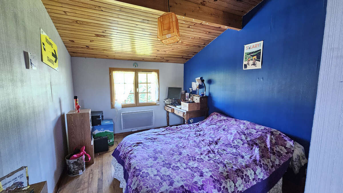 Maison à CABANAC-ET-VILLAGRAINS