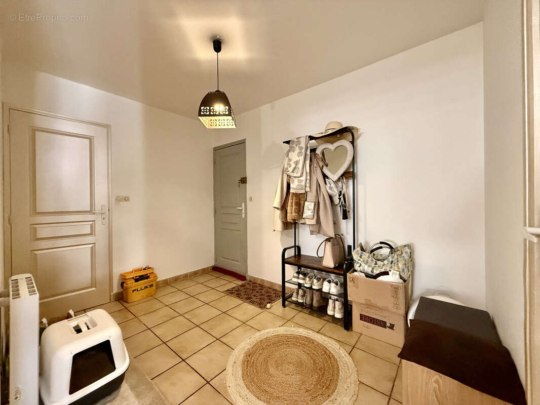 Appartement à SAINT-THIBERY