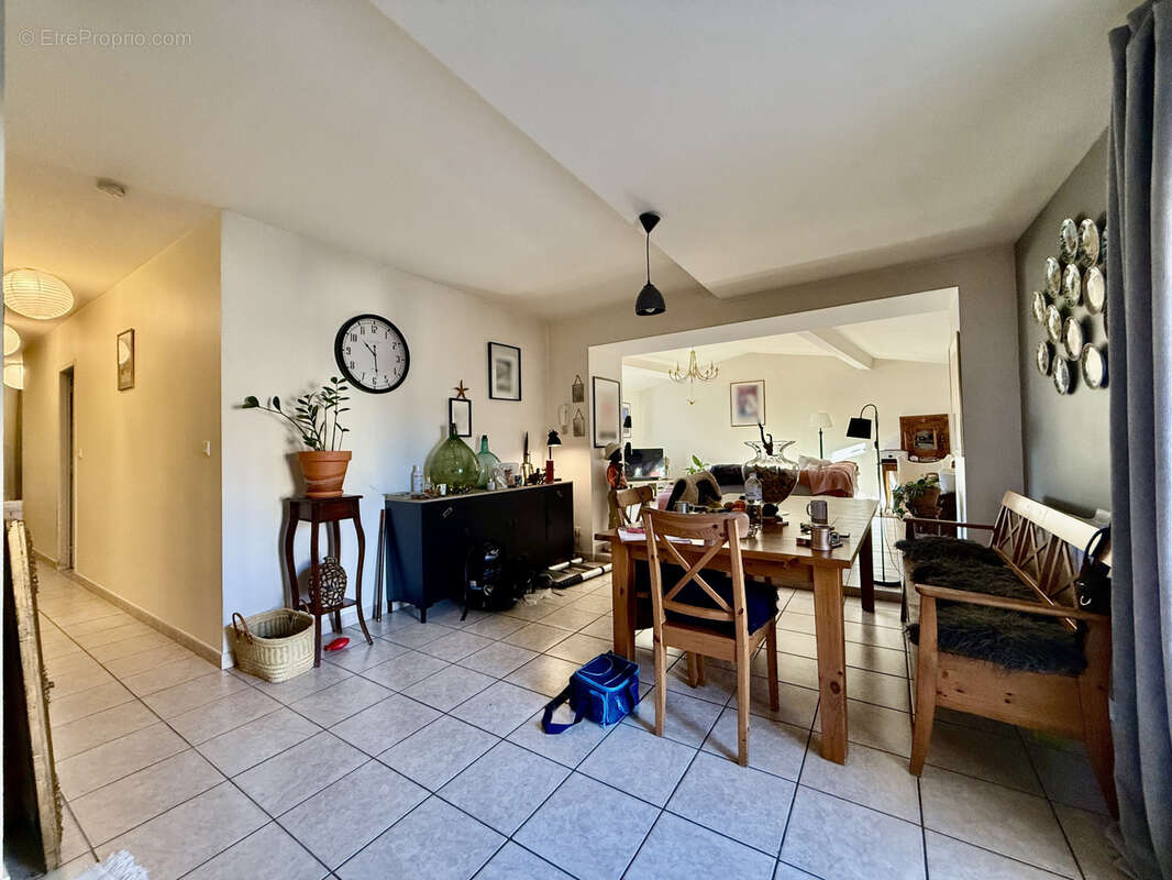 Appartement à SAINT-THIBERY