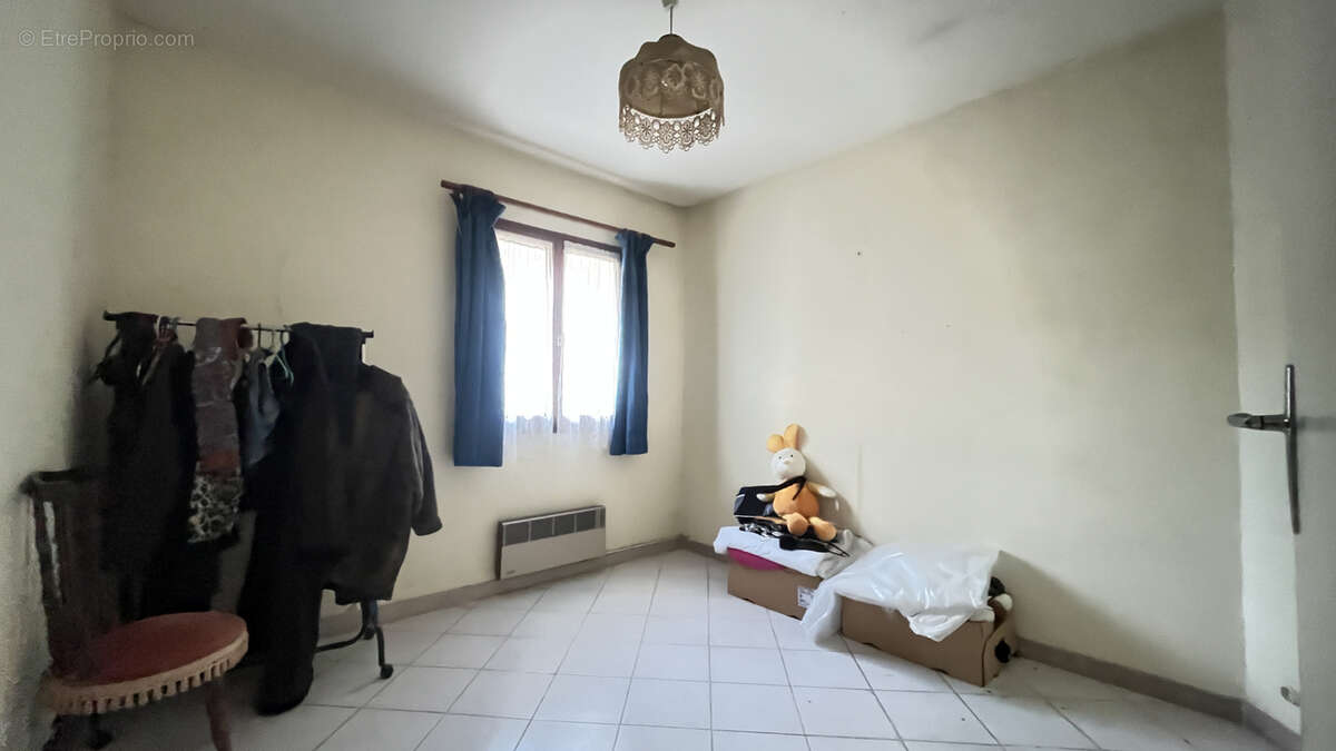 Maison à RIBAUTE-LES-TAVERNES